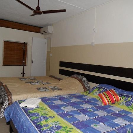 Sun 7 Guest House-Hotel 格兰贝伊 外观 照片